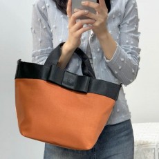 리본 장식 포인트 데일리 베이직한 두가지 방법 착용 어디서나 활용 가능 실용성